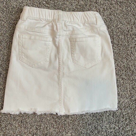 Girls Spring Outfit - Picture 7 of 7